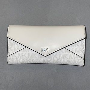 Michael Kors Trifold Wallet